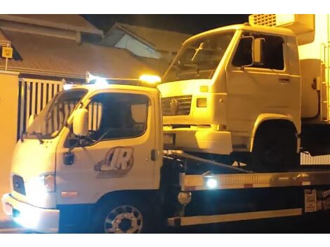 Guincho Dia e Noite na Rua Dona Primitiva Vianco